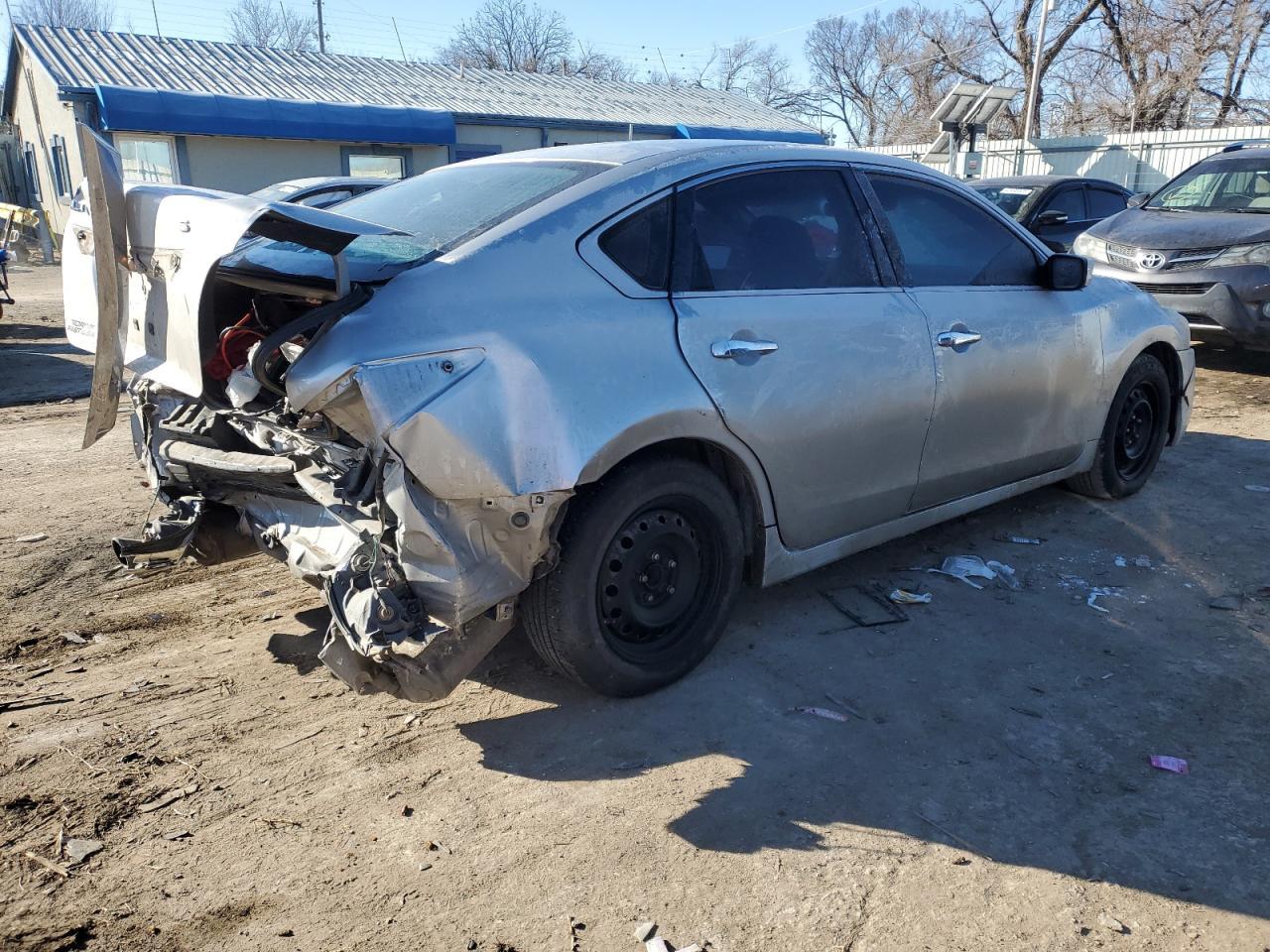 2015 Nissan Altima 2.5 - Фото 3