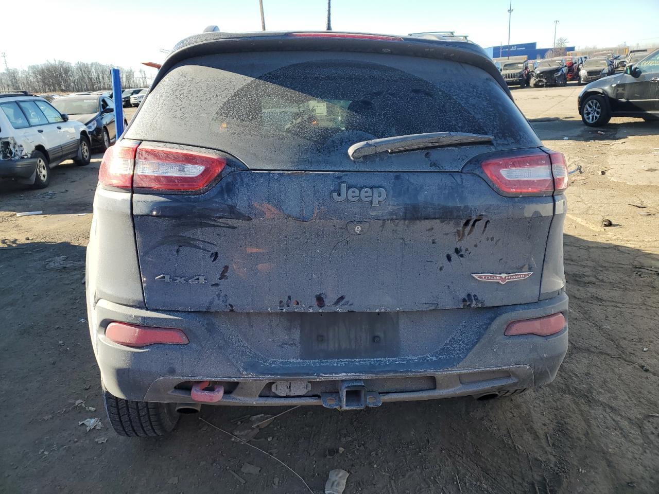 2016 Jeep Cherokee Trailhawk - Фото 6