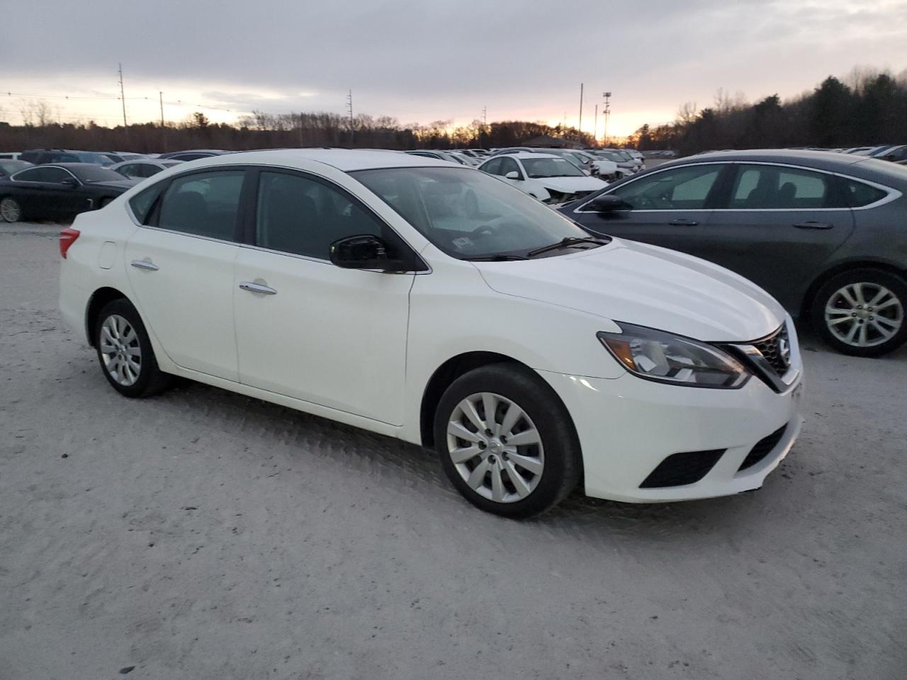 2017 Nissan Sentra S - Image 4
