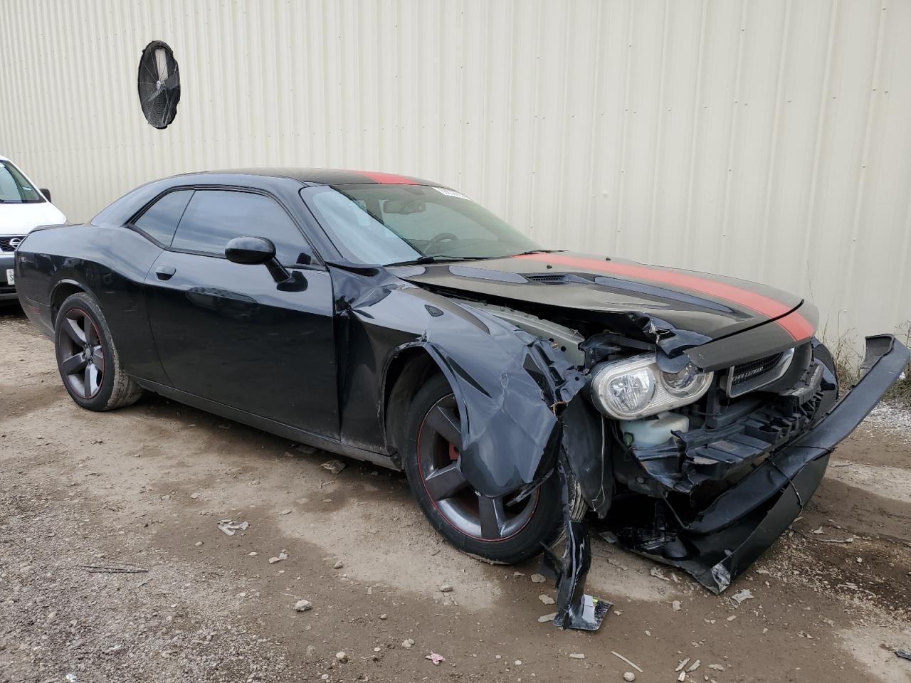 2014 Dodge Challenger Sxt - Image 4