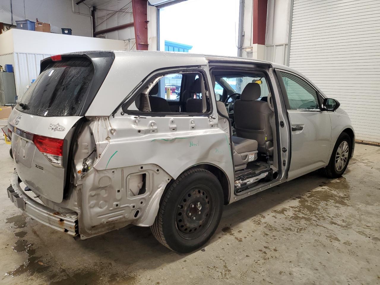 2015 Honda Odyssey Lx - Фото 3
