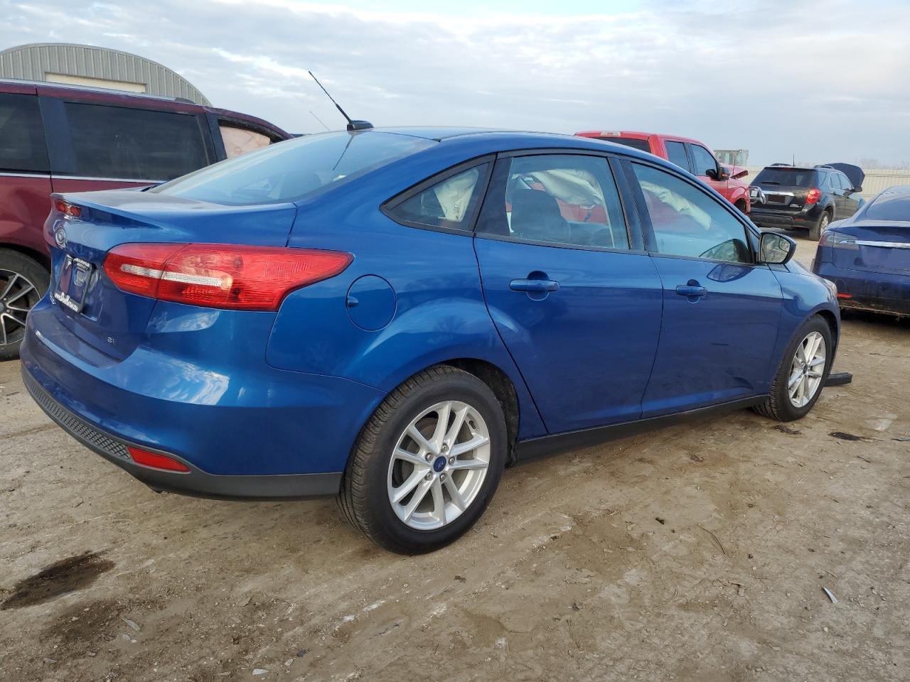 2018 Ford Focus Se - Image 3