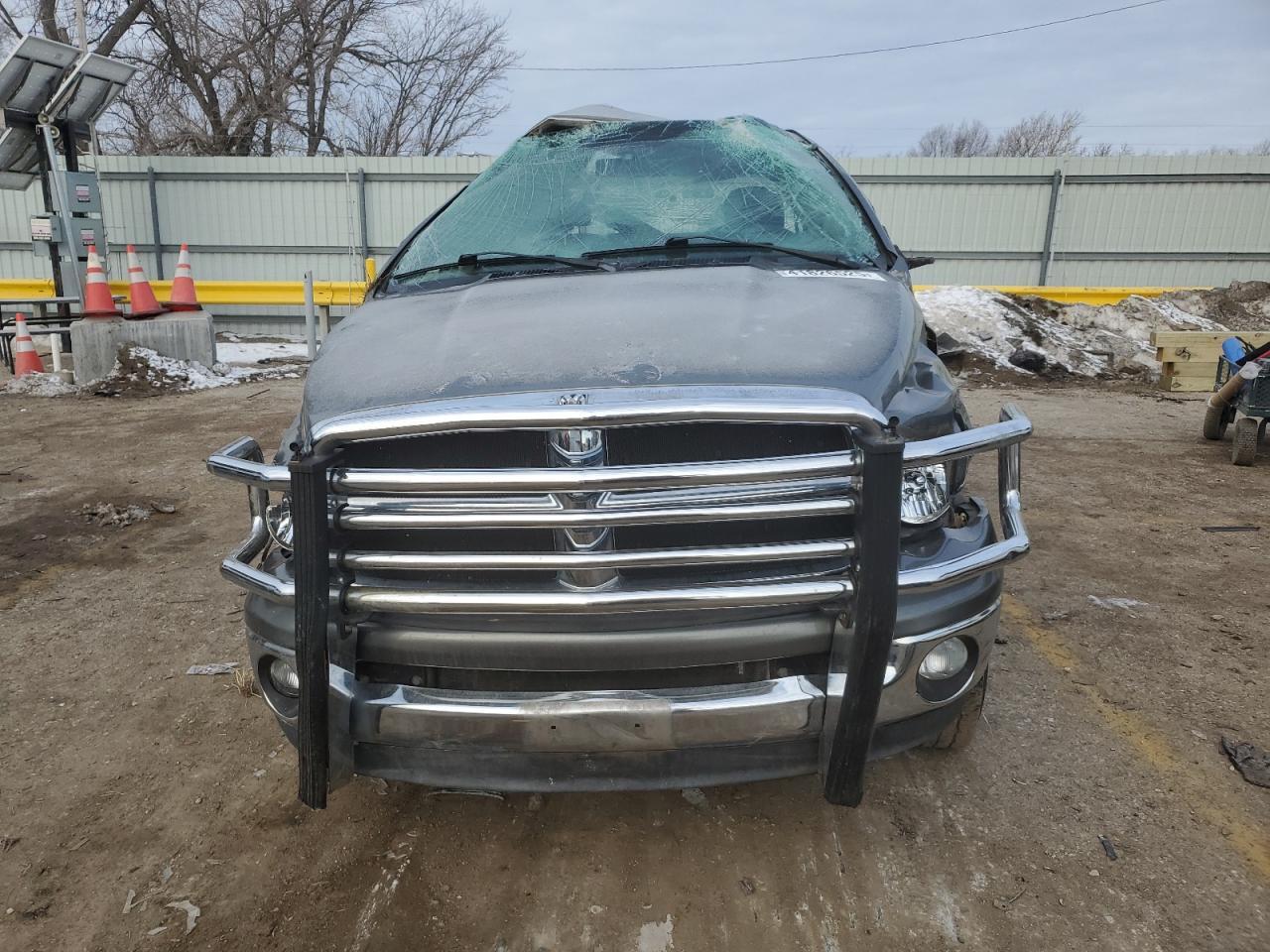 2005 Dodge Ram 2500 St - Фото 5