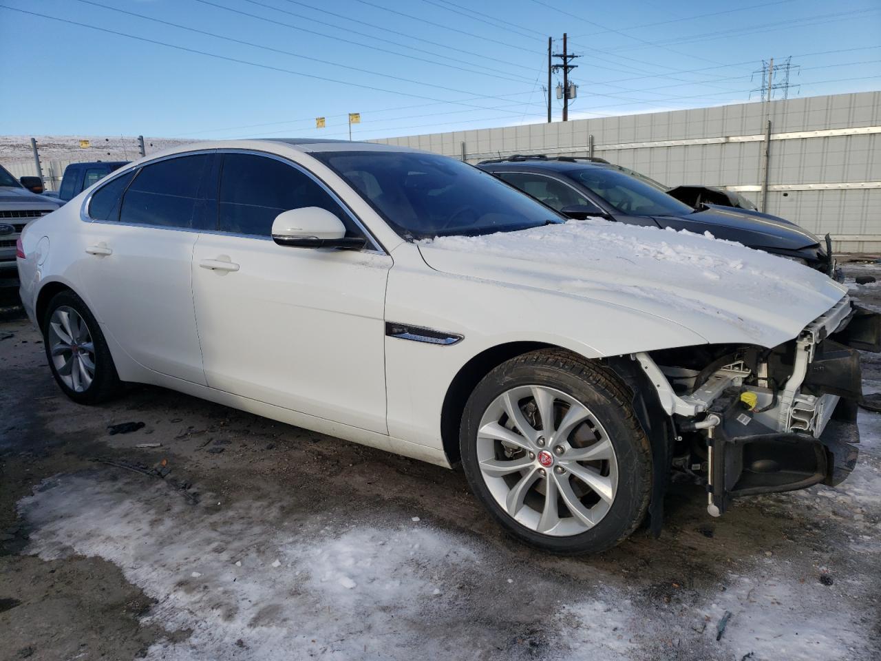 2018 Jaguar Xf Premium - Фото 4
