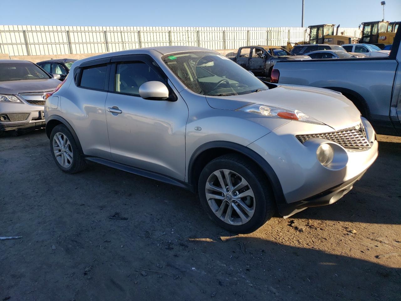 2013 Nissan Juke S - Image 4