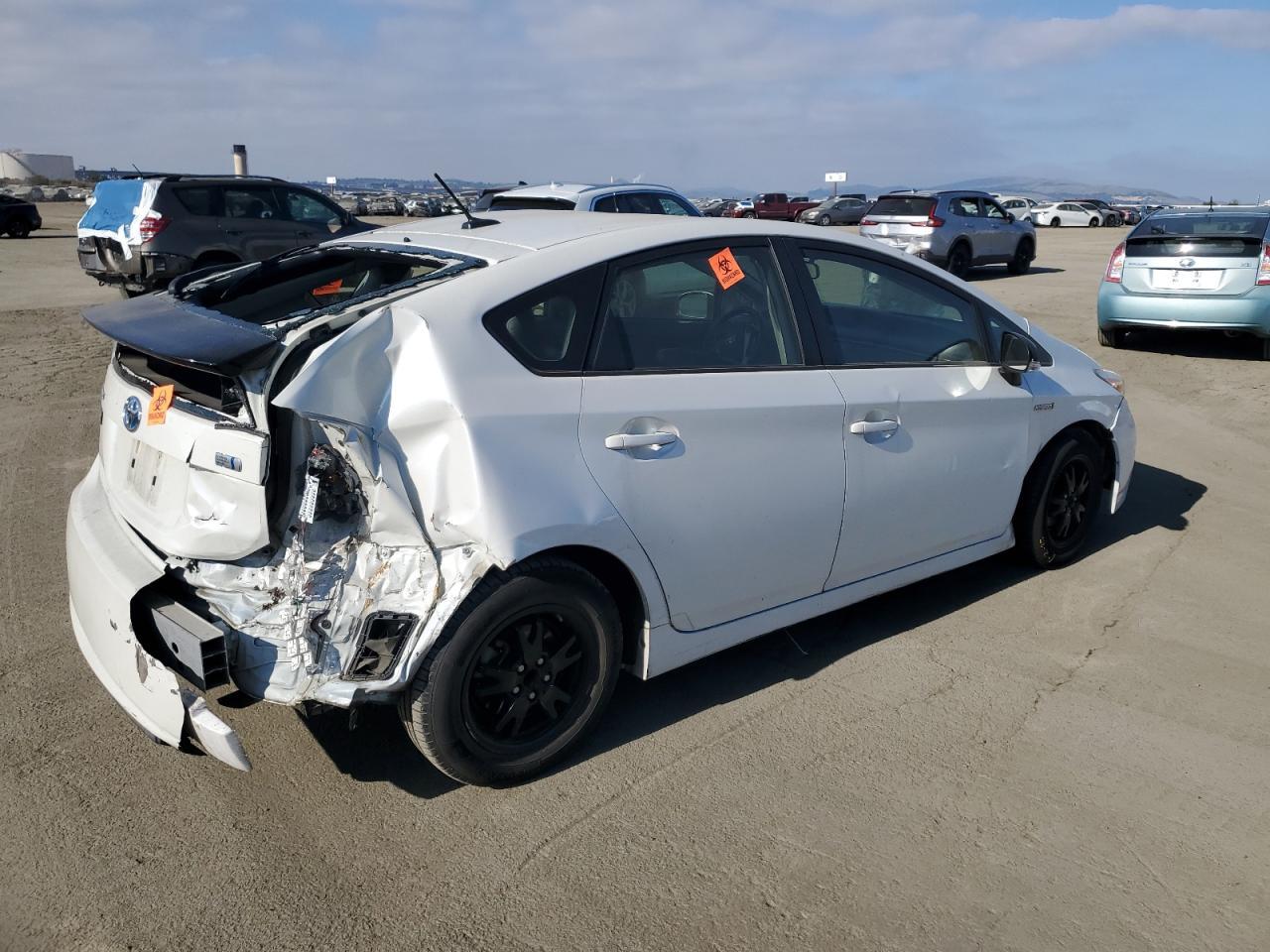 2015 Toyota Prius - Фото 3
