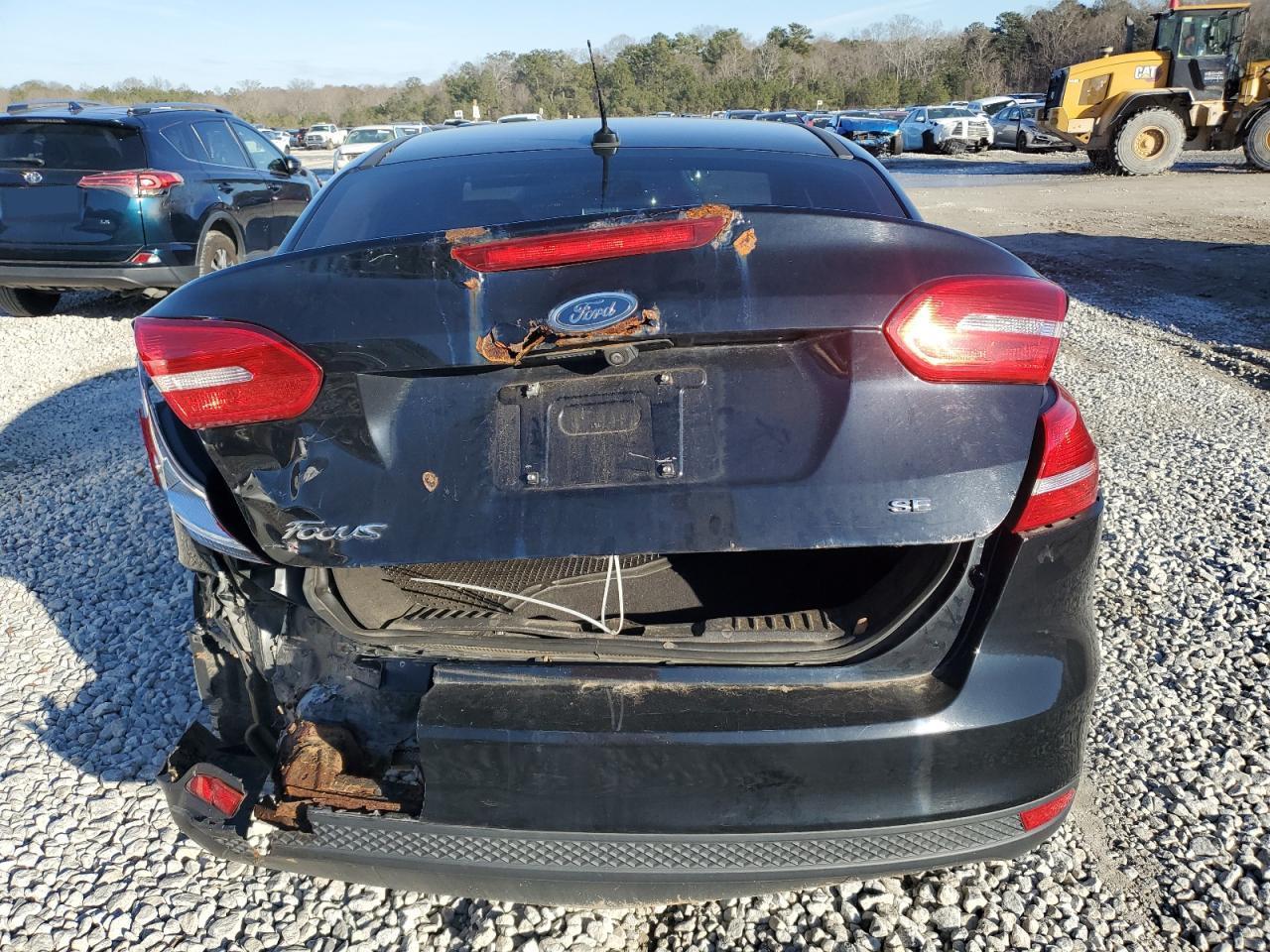 2017 Ford Focus Se - Фото 6