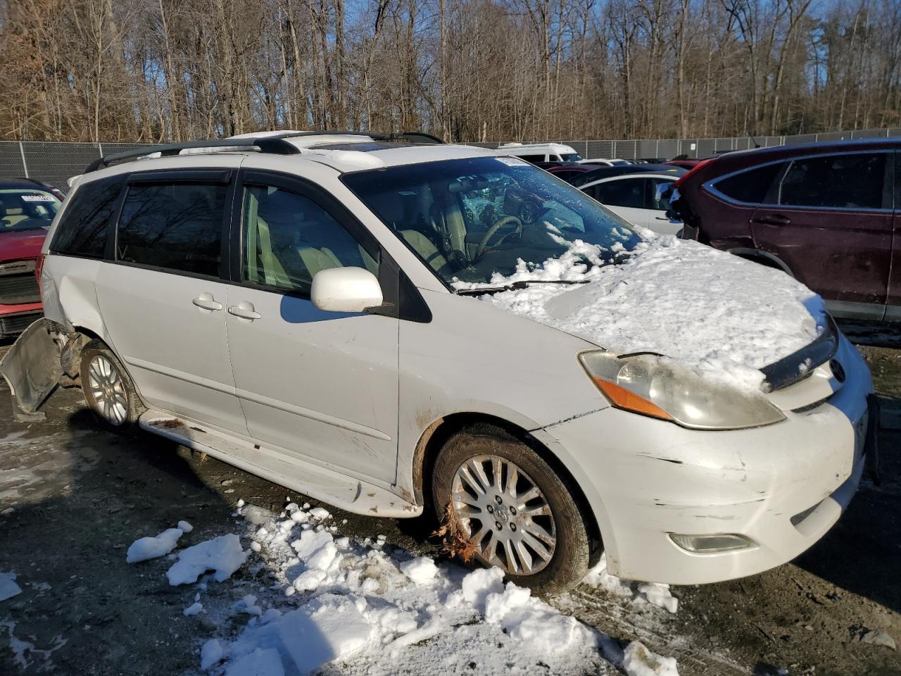 2007 Toyota Sienna Xle - Image 4