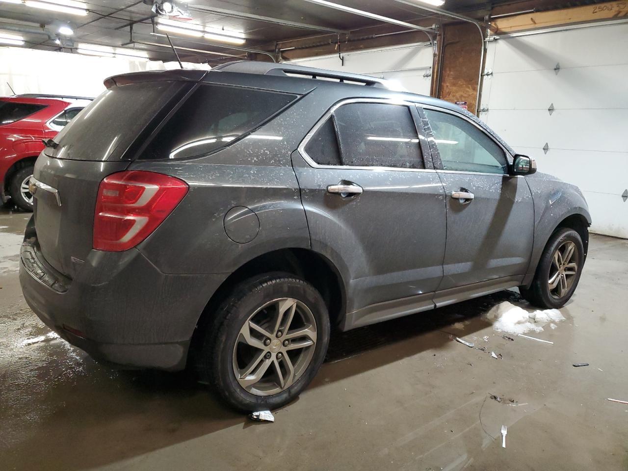 2017 Chevrolet Equinox Premier - Image 3