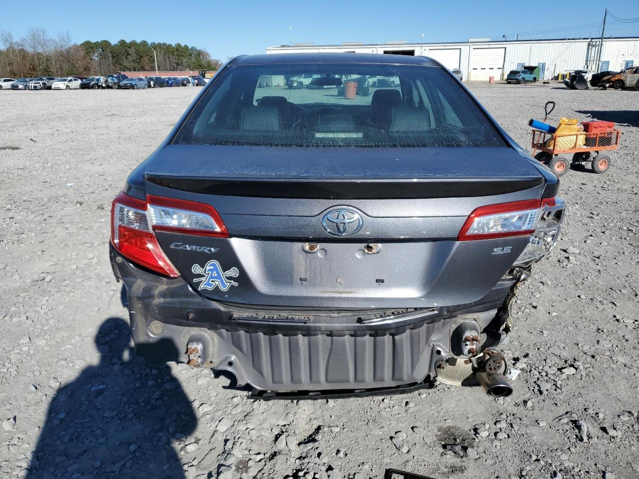 2014 Toyota Camry L - Image 6
