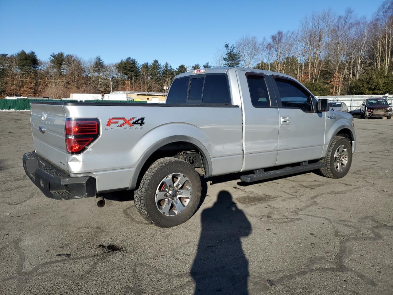 2013 Ford F150 Super Cab - Фото 3