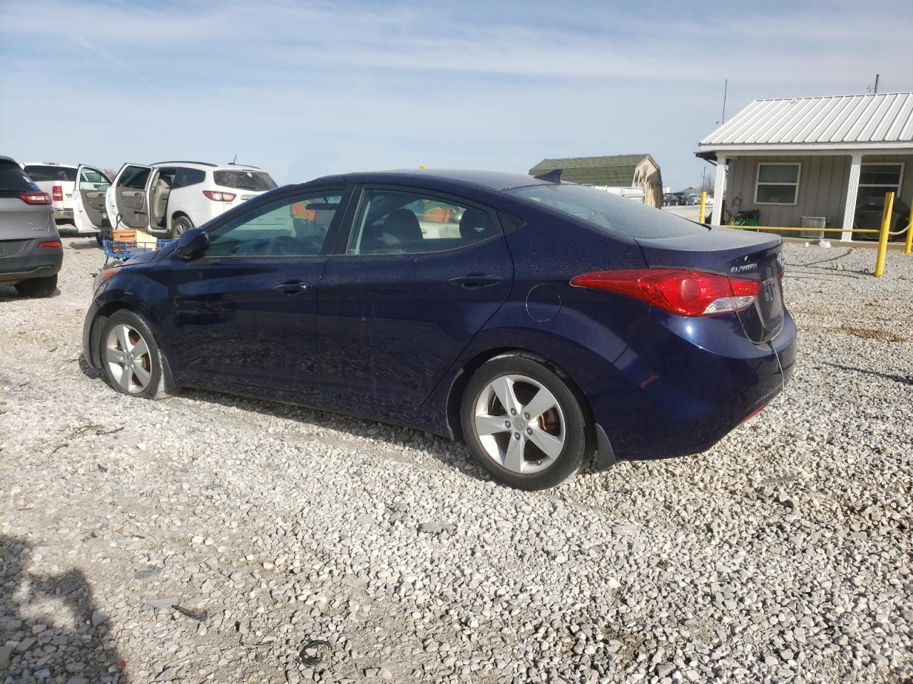 2013 Hyundai Elantra Gls - Image 2