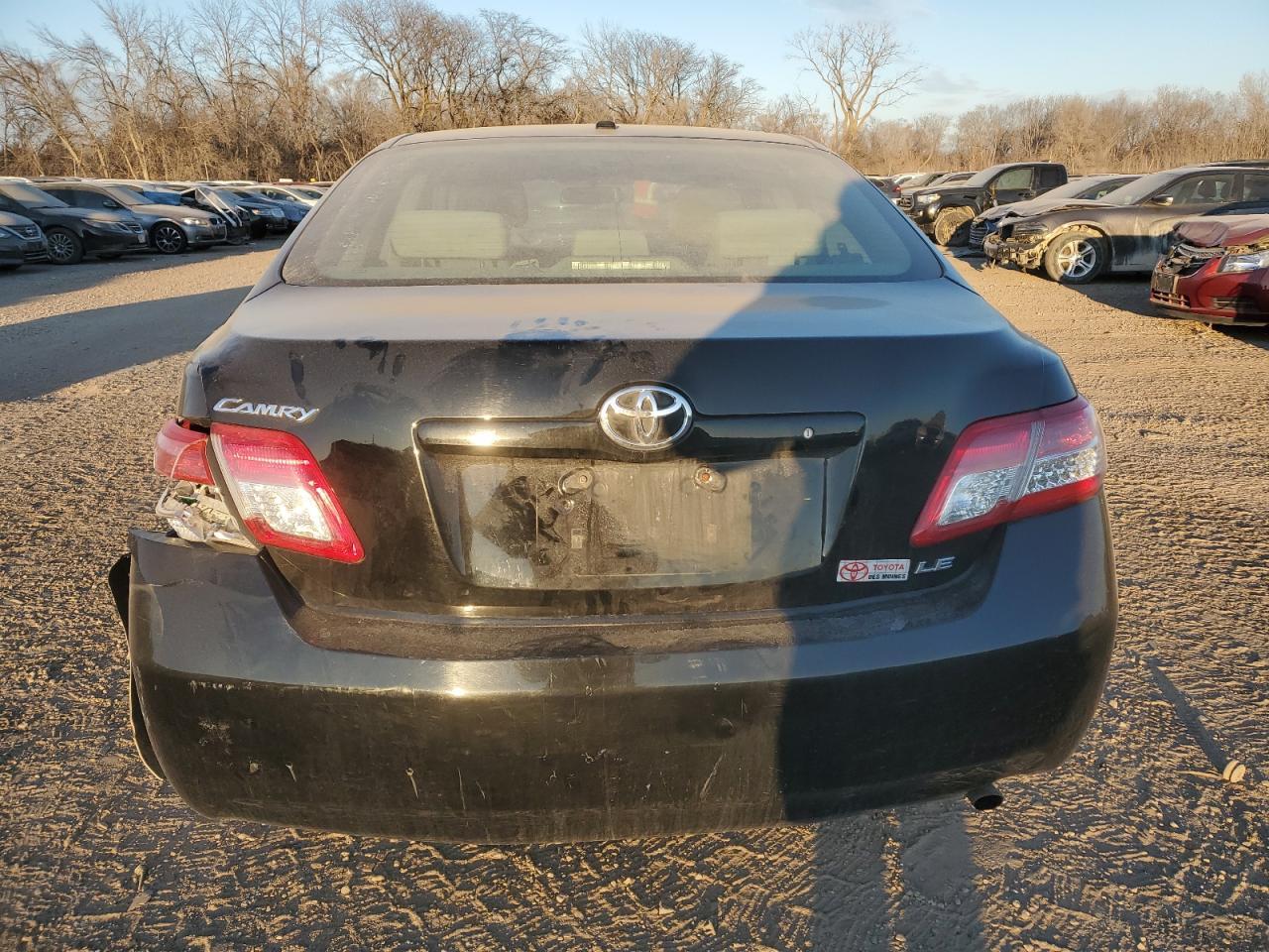 2011 Toyota Camry Base - Фото 6