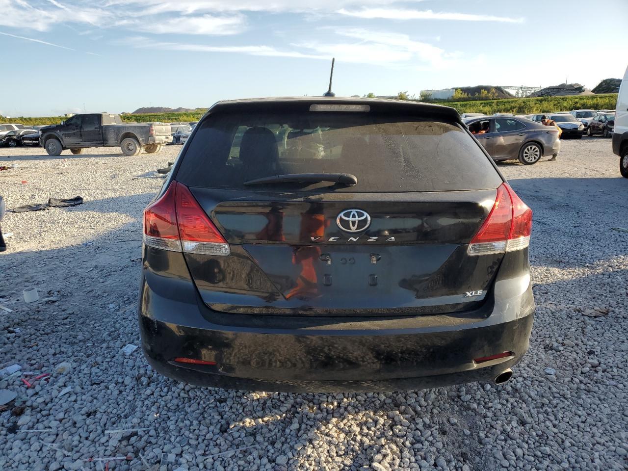 2015 Toyota Venza Le - Фото 6