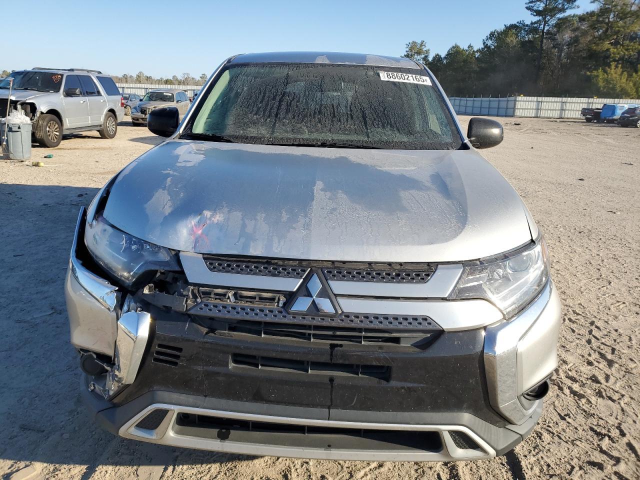 2019 Mitsubishi Outlander Es - Фото 5