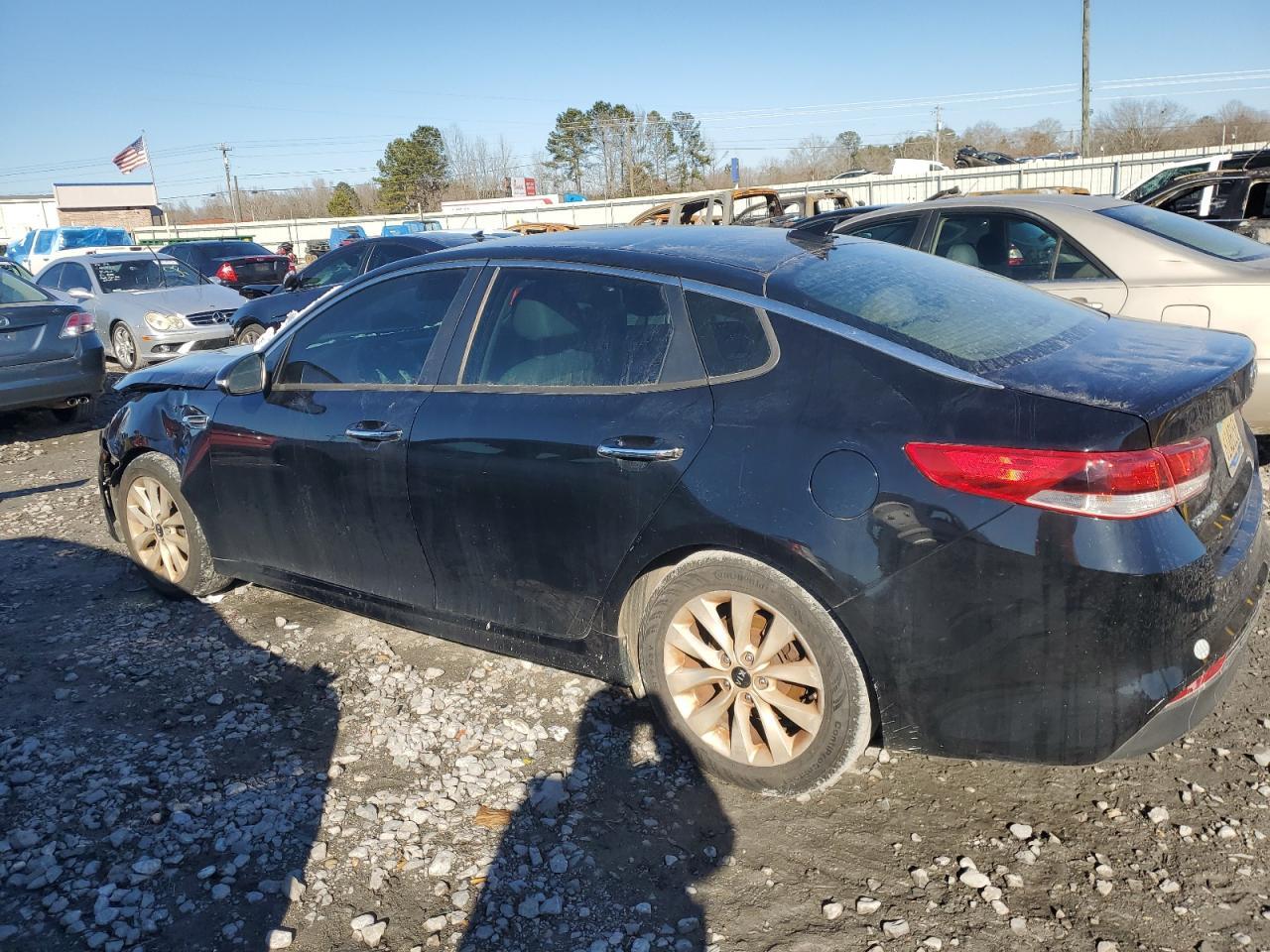 2017 Kia Optima Lx - Фото 2