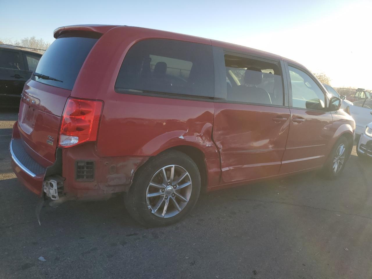2014 Dodge Grand Caravan R/T - Фото 3