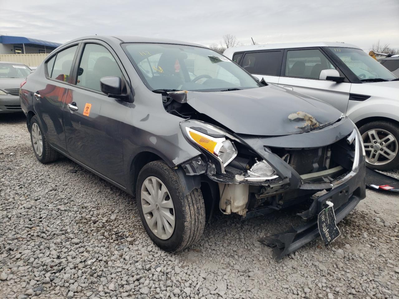 2019 Nissan Versa S - Image 4