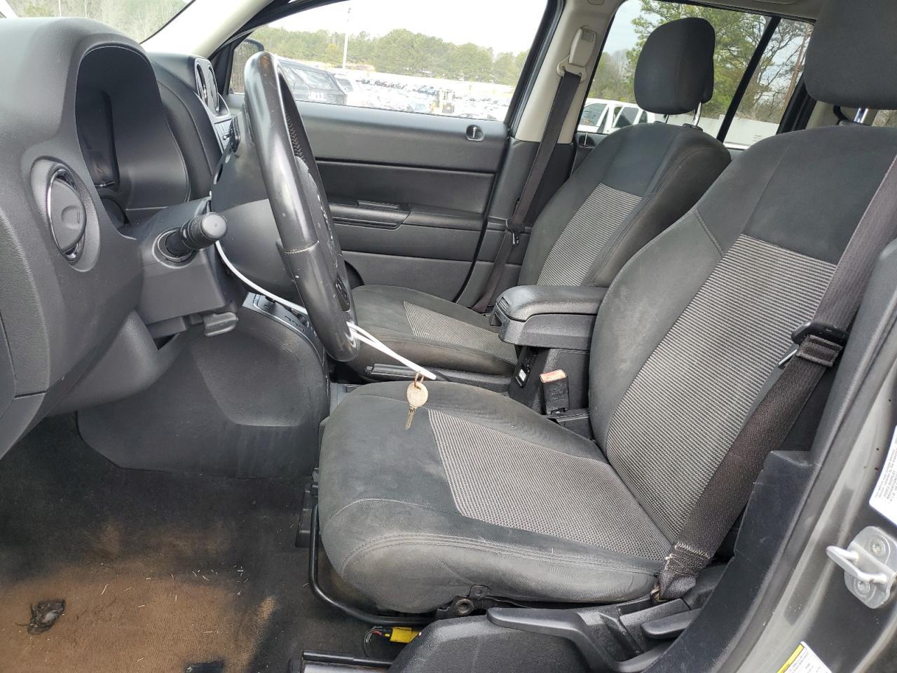 2014 Jeep Patriot Latitude - Фото 7