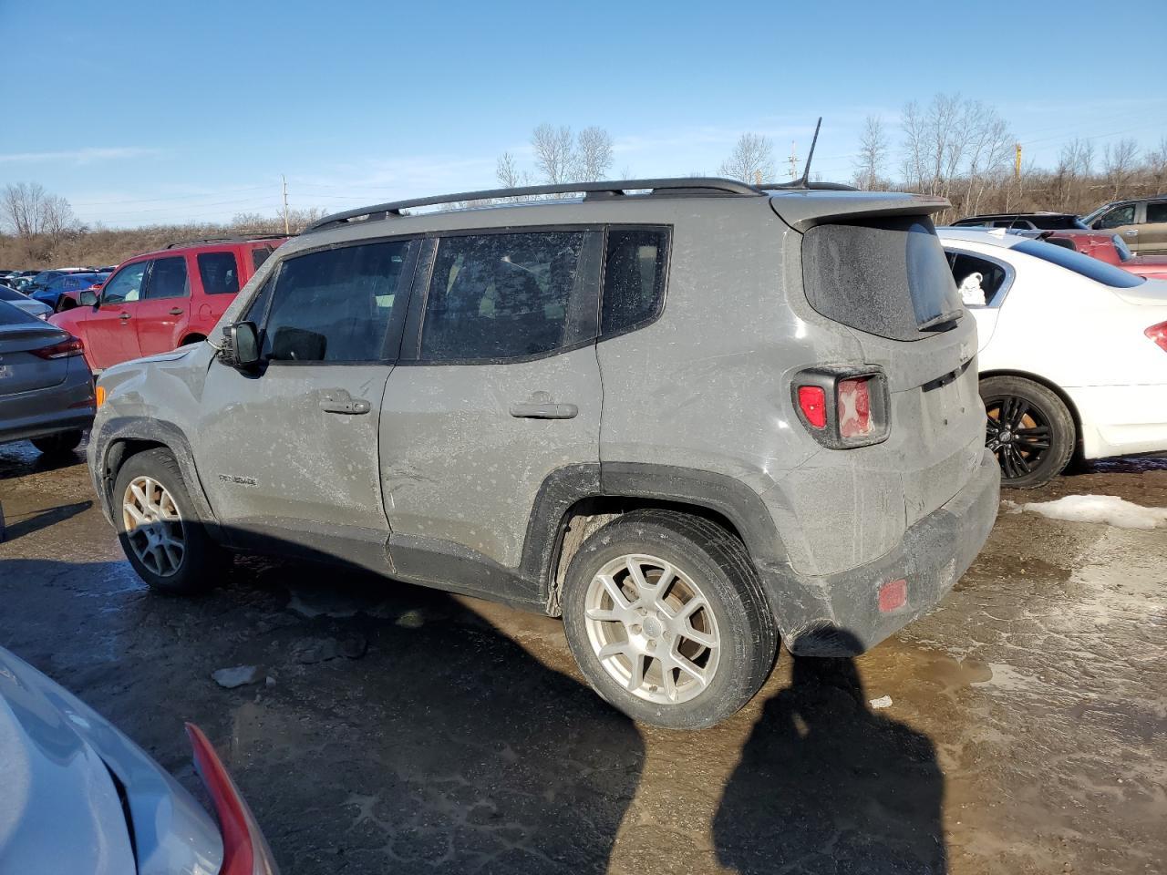 2019 Jeep Renegade Latitude - Фото 2