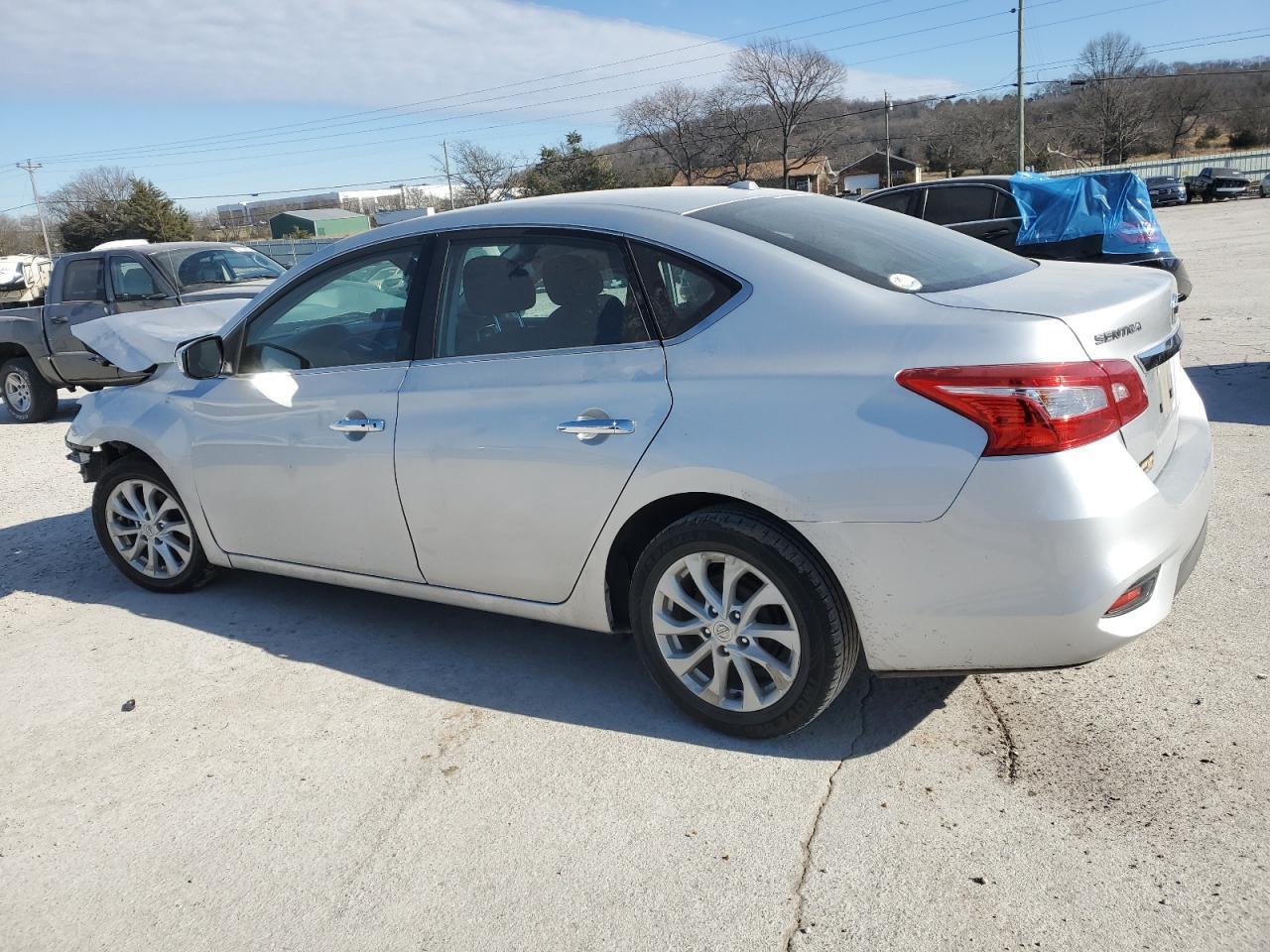 2019 Nissan Sentra S - Фото 2