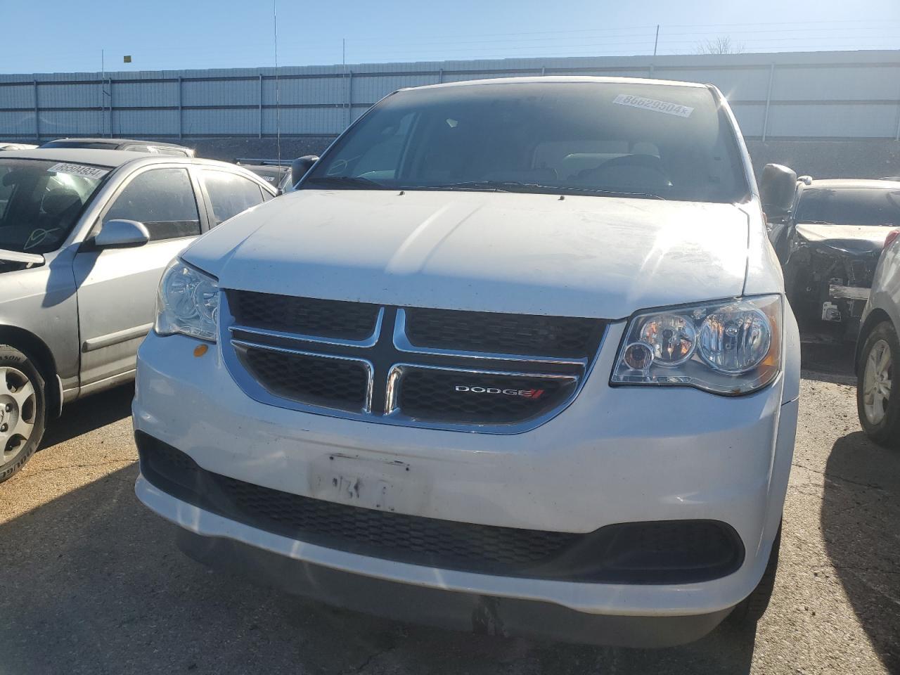 2018 Dodge Grand Caravan Se - Image 5