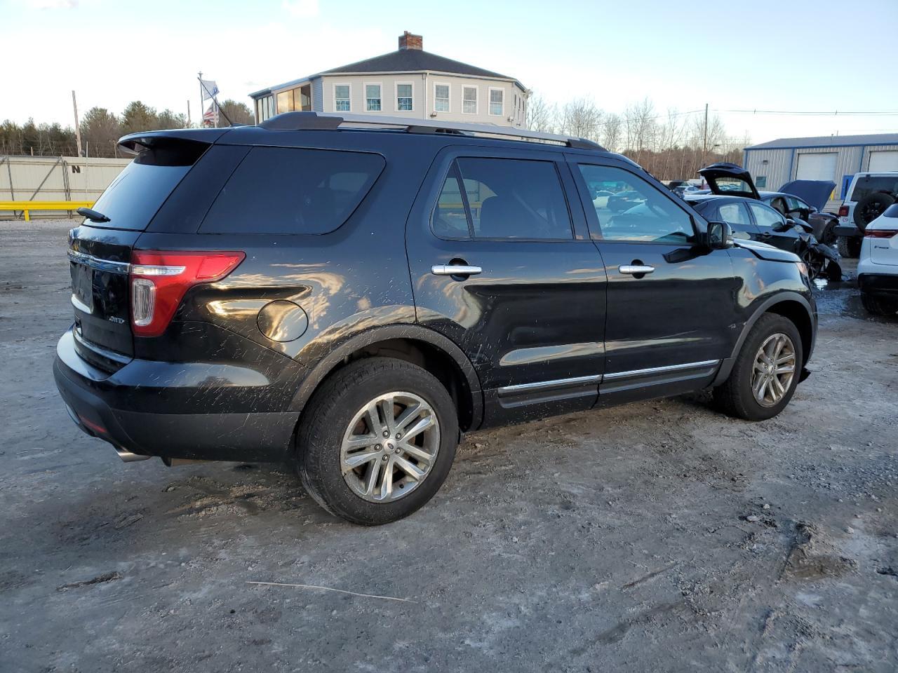 2013 Ford Explorer Xlt - Image 3