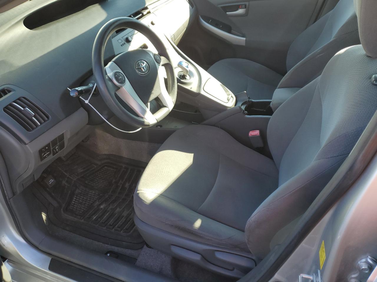 2010 Toyota Prius - Image 7