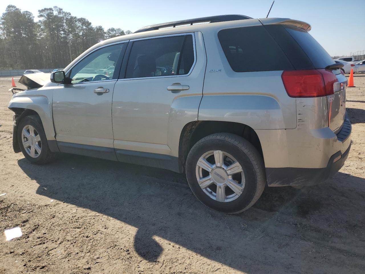 2015 GMC Terrain Sle - Фото 2