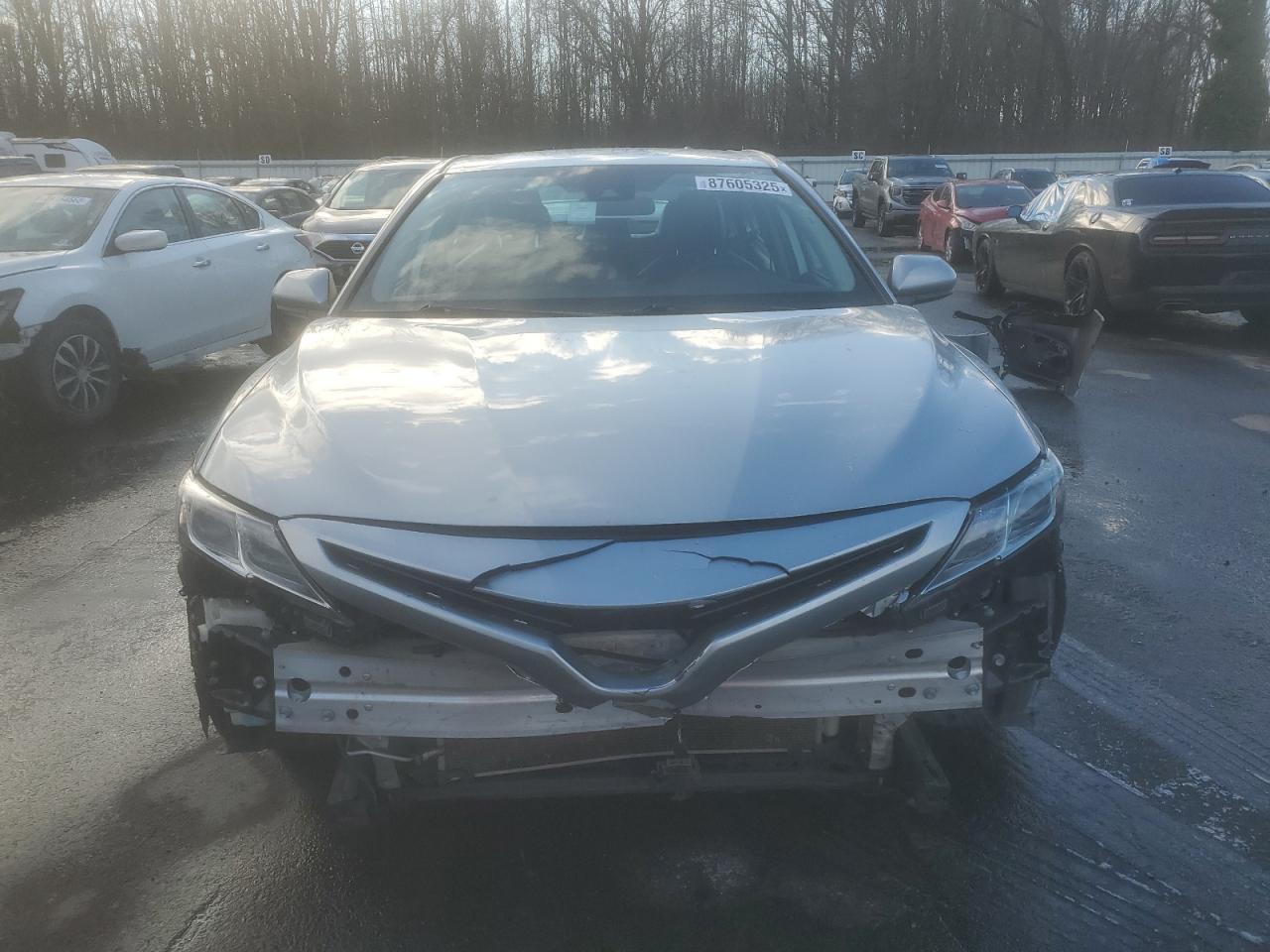 2021 Toyota Camry Se - Фото 5