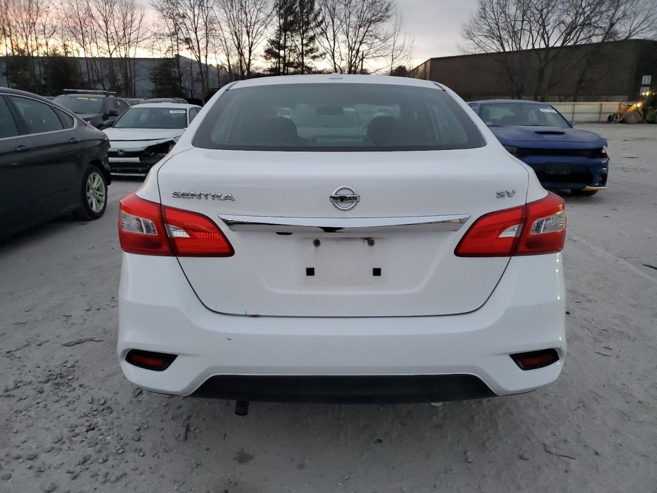 2017 Nissan Sentra S - Image 6