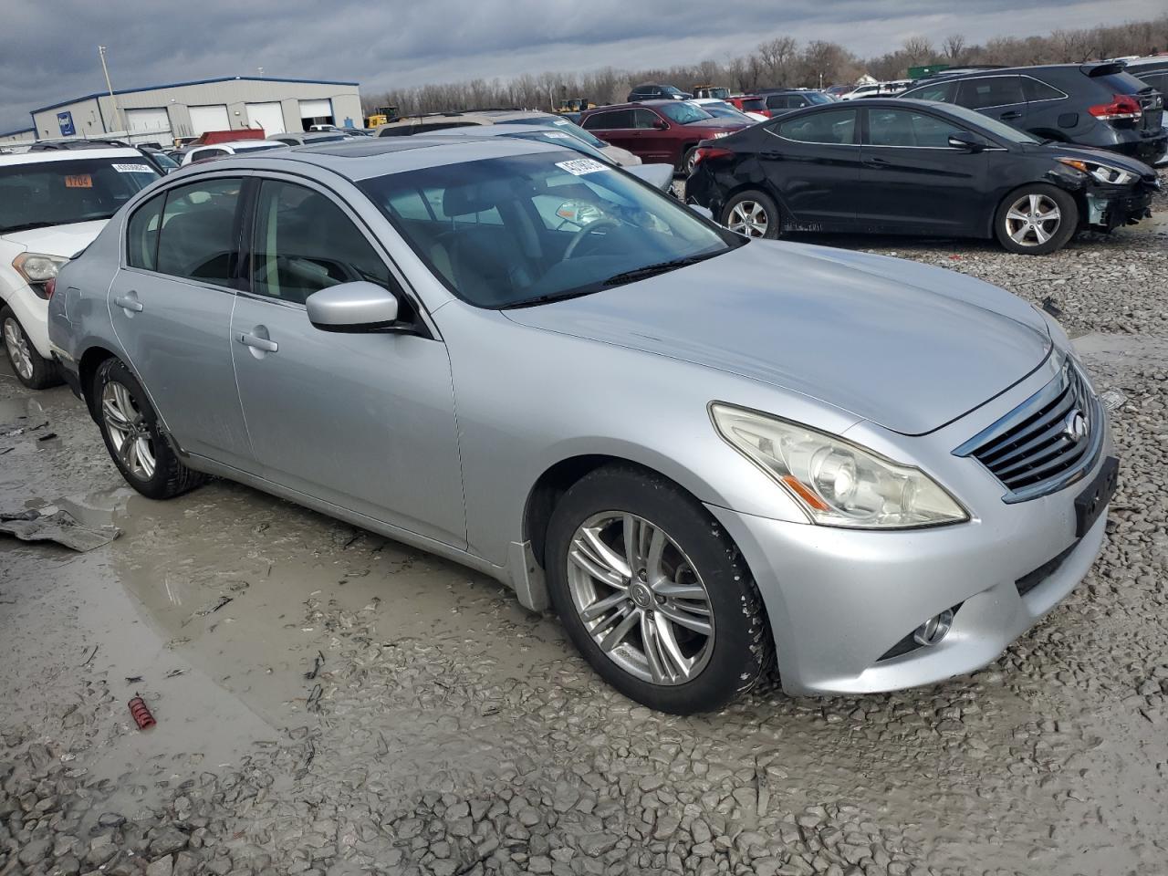 2011 Infiniti G37 - Image 4