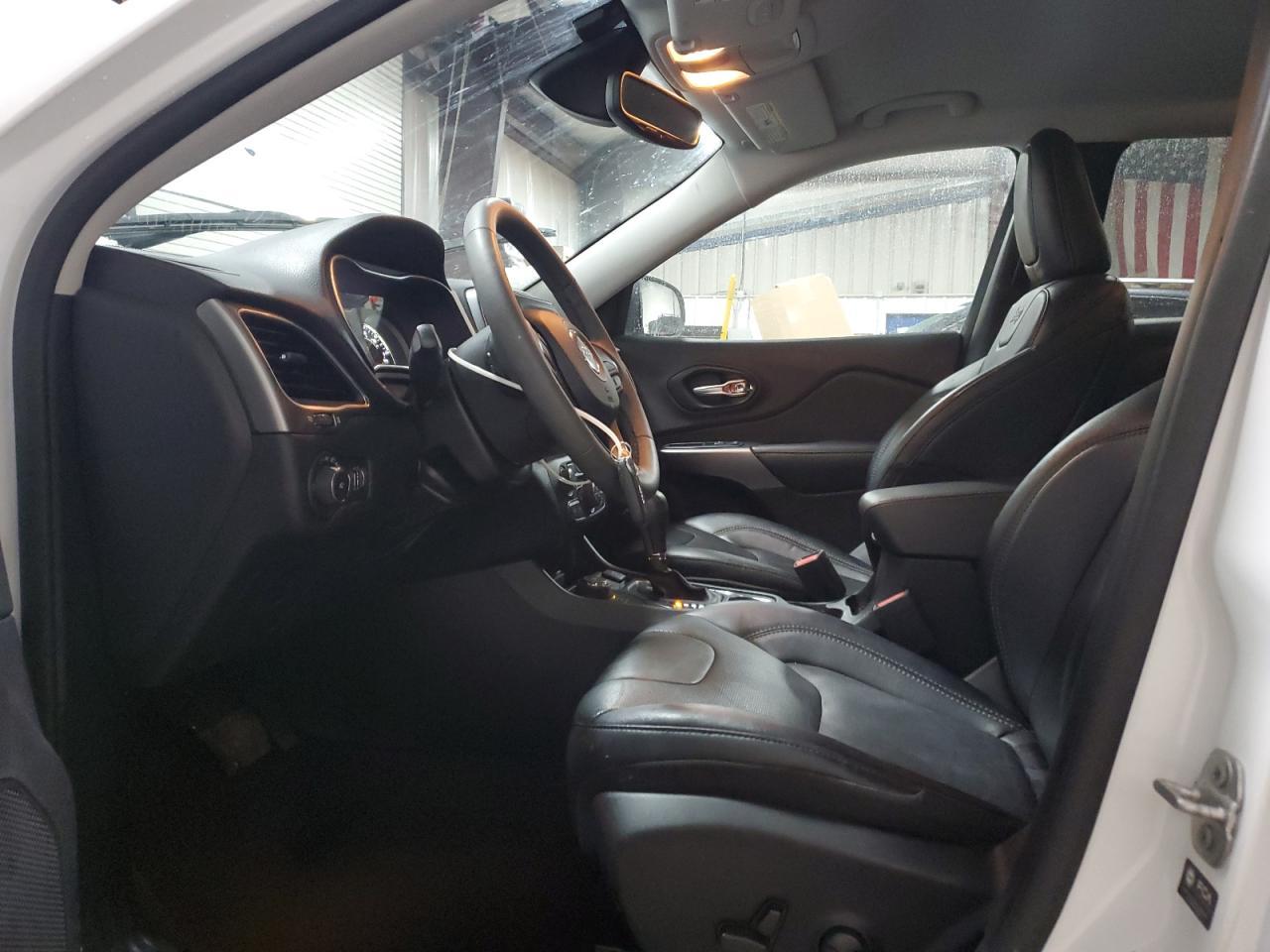 2022 Jeep Cherokee Latitude Lux - Фото 7