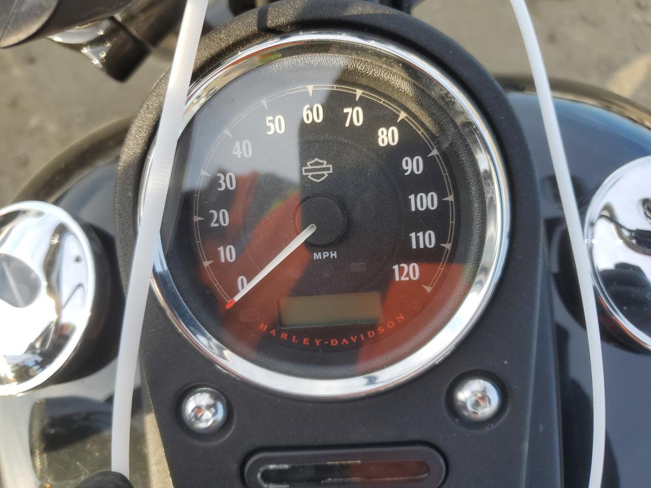 2017 Harley-Davidson Fxdb Dyna Street Bob - Фото 7