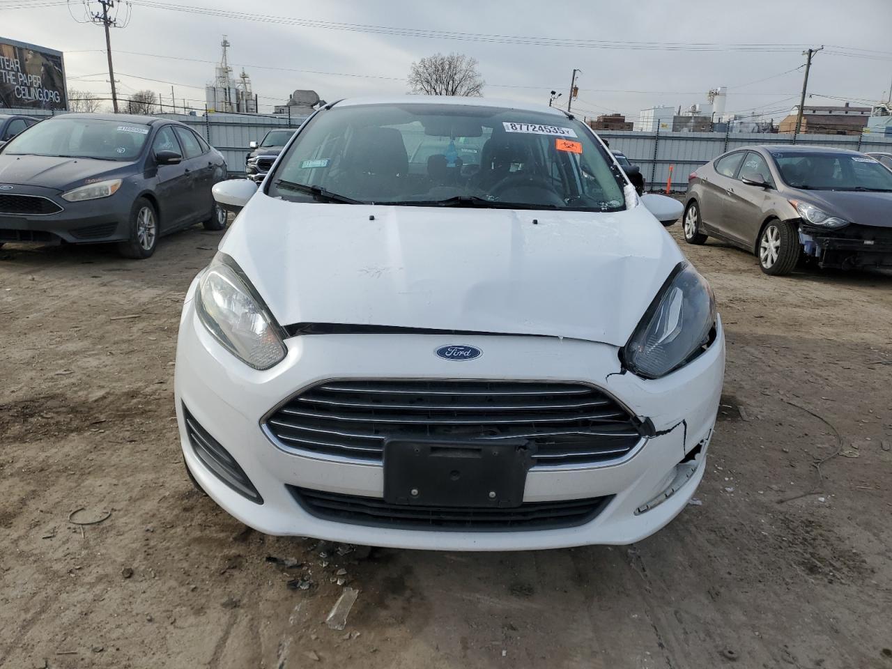 2015 Ford Fiesta S - Фото 5