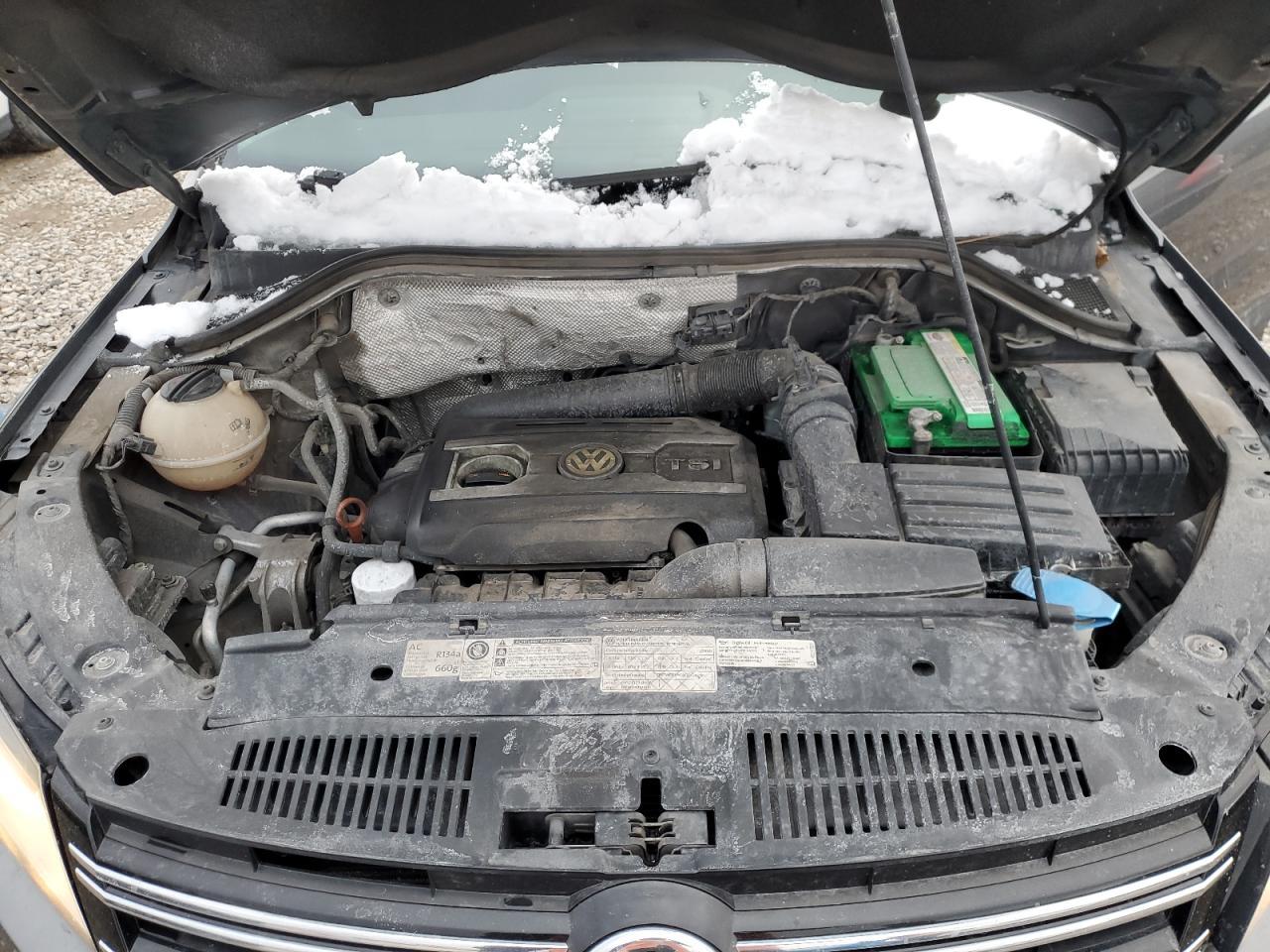 2013 Volkswagen Tiguan S - Image 7