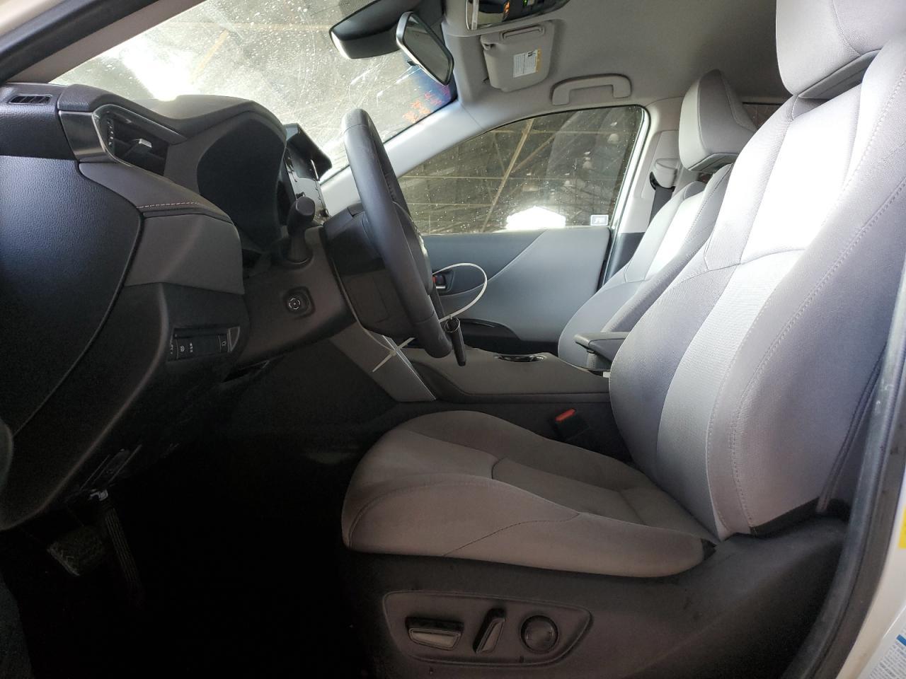 2021 Toyota Venza Le - Фото 7