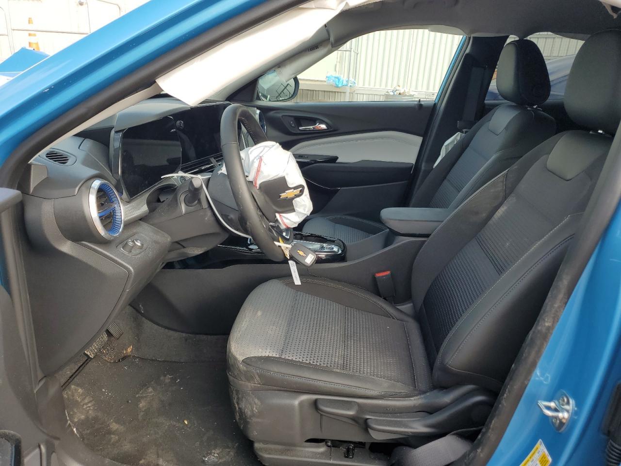 2025 Chevrolet Trax 1Lt - Image 7