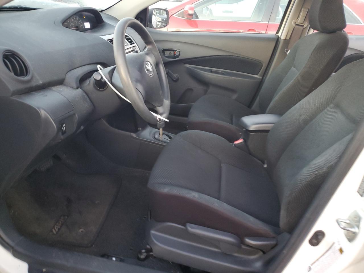 2009 Toyota Yaris - Фото 7