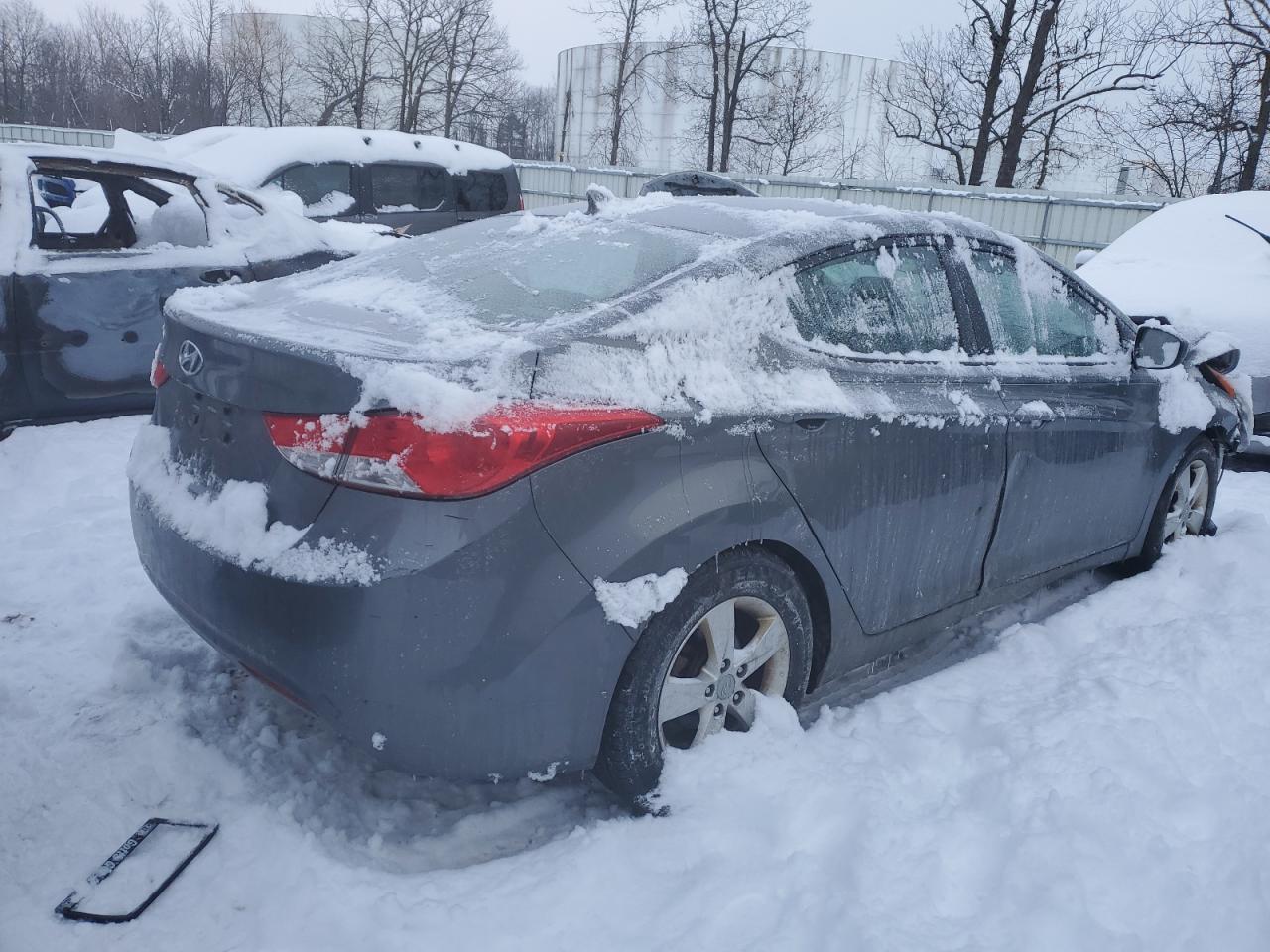 2013 Hyundai Elantra Gls - Фото 3