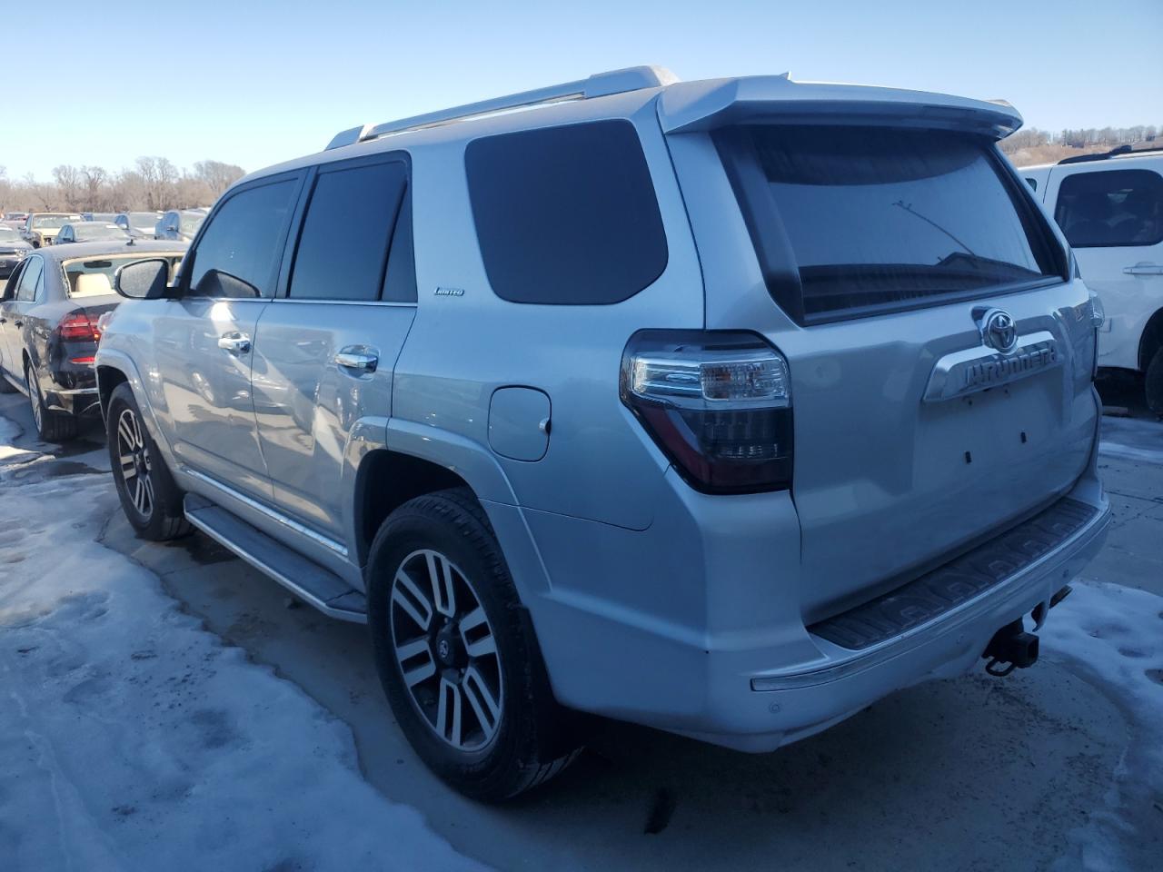 2015 Toyota 4Runner Sr5 - Фото 2
