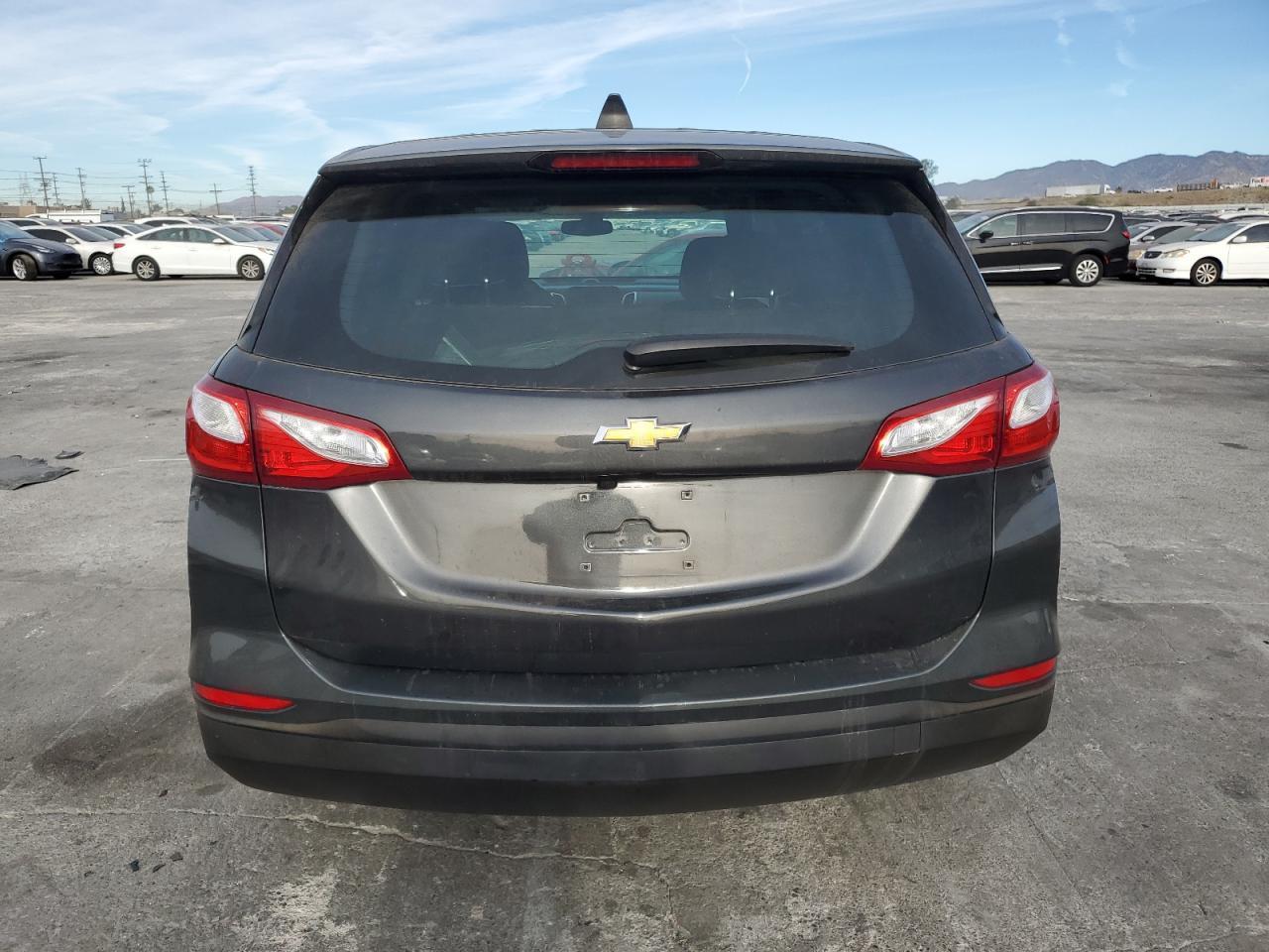 2020 Chevrolet Equinox Ls - Фото 6