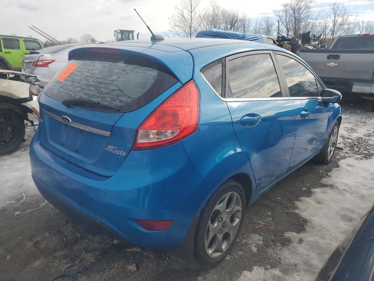 2012 Ford Fiesta Ses - Фото 3