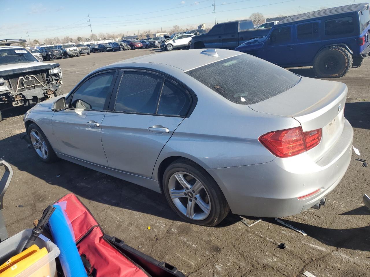 2014 BMW 328 I - Фото 2