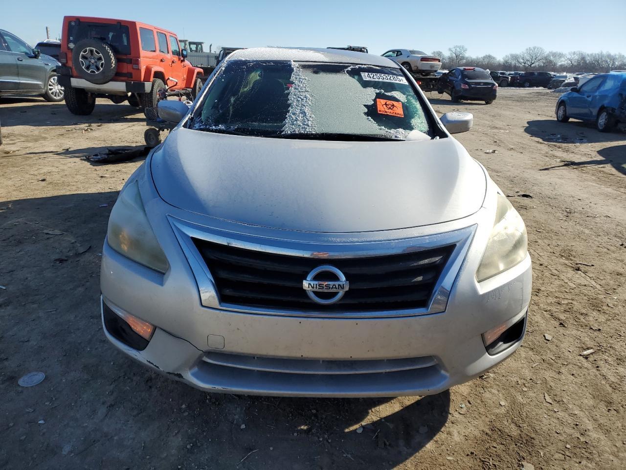 2015 Nissan Altima 2.5 - Фото 5