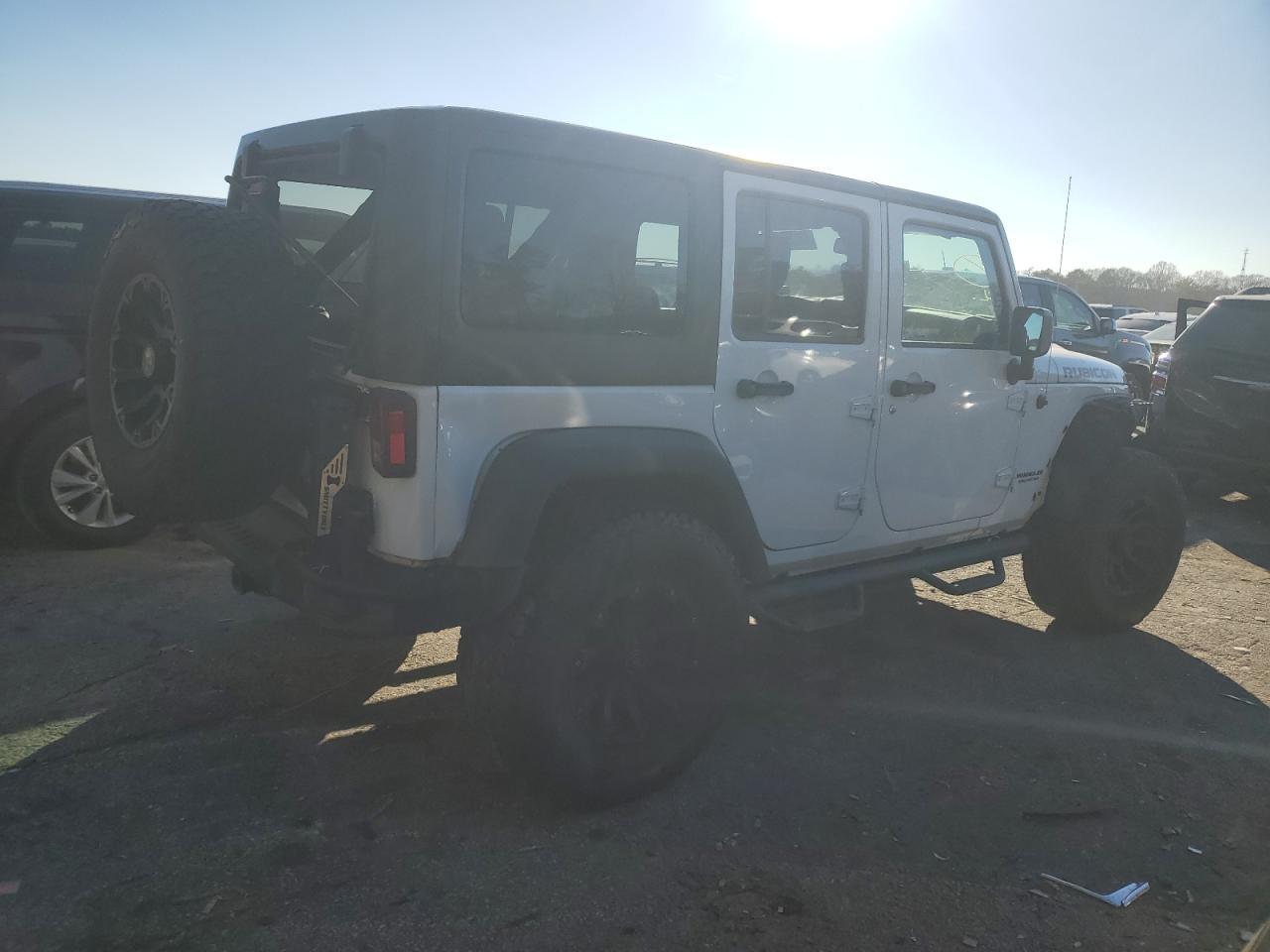 2017 Jeep Wrangler Unlimited Rubicon - Image 3