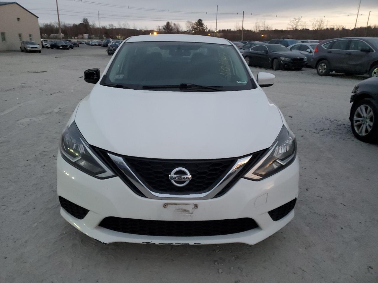 2017 Nissan Sentra S - Image 5