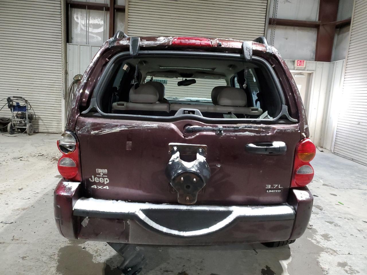 2004 Jeep Liberty Limited - Image 6