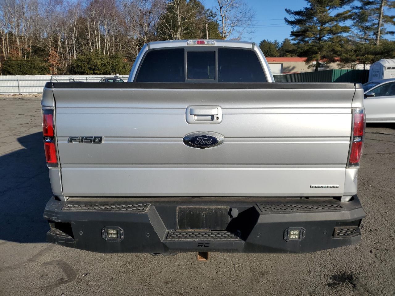 2013 Ford F150 Super Cab - Фото 6