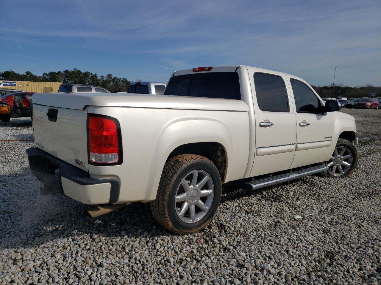 2010 GMC Sierra K1500 Denali - Фото 3